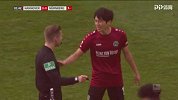 第1分钟汉诺威96球员原口元气犯规