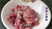 牛肉别老一套做，加1把粉丝酸菜，7分钟出锅，孩子吃了主动添饭