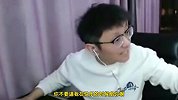 不想玩了，我想写作业！爸爸带儿子组队打游戏，儿子被打到“崩溃”哭喊