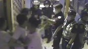 无法无天！台黑帮头目庆生变闹市火拼互砍 团伙成员还与警方冲突