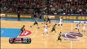 CBA-1415赛季-季后赛-半决赛-第4场-穆迪埃1打3给到篮下董瀚麟将球打进-花絮
