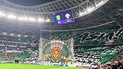 实拍国安亚冠赛前工体现场展示悬挂式巨型TIFO