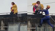 消防员回忆27楼飞扑救轻生母子：孩子手很软，那瞬间我捏得很紧