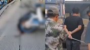 哈尔滨男子街头被捅跪倒在单车旁身亡 疑单车管理员与商贩争地盘