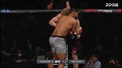 UFC-18年-格斗之夜141：欧沃瑞姆首回合TKO终结帕夫洛维奇 毁灭者再临八角笼-单场
