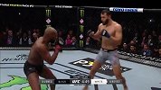 UFC247主赛：乔恩-琼斯VS雷耶斯