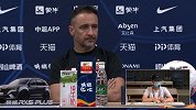 佩雷拉：换下奥斯卡因为他有伤在身 会在合适时机说明艾哈情况