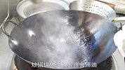 白菜炖粉条怎样做才好吃？其实技巧很简单，饭店大厨都是这样做的