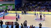 CBA-1617赛季-搞事情！同曦副总中途不服判罚怒冲赛场怼裁判遭安保架出-专题