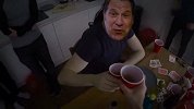 英超-1617赛季-阿森纳惨败温格遭恶搞 下课party喝到断片-专题