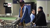 篮球-14年-“大虫”罗德曼飞赴中东与极端武装组织谈判-新闻