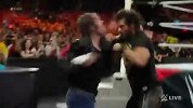 WWE-15年-RAW第1149期：冤家路窄迪恩怒揍罗林斯-花絮