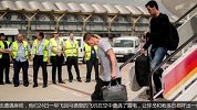 世界杯-14年-西班牙回国航班遭雷劈-新闻