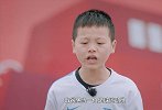 现状！少年喊话“很想当一名足球运动员”母亲含泪拒绝肯定不答应