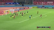 下半场补时第4分钟上海上港球员艾哈迈多夫射门 - 被扑