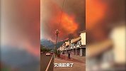 四川西昌突发火灾：火势随风向泸山景区蔓延 全城被黄色烟雾笼罩