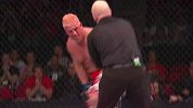 UFC-15年-本周最佳KO：马克亨特闲庭信步重拳对手跪地求饶（4月23日）-精华