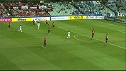 亚冠-14赛季-小组赛-第3轮-川崎禁区外远射小林悠补射偏出-花絮