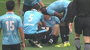 中甲-开场不久周挺无法坚持比赛 单鹏飞替补登场-花絮