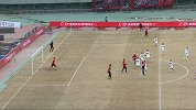 辽足禁区头球接力 冯伯元单刀越位在先