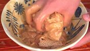 5块钱买3个鸡腿，年薪30万大厨，教你做成饭店压轴菜，实在太香了