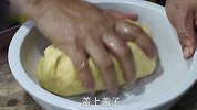 面点师分享最好吃的南瓜饼，不用一滴水，不加一滴油，营养又健康