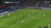 萨拉维亚边路1V1踩单车下底传中 舒波莫廷脚后跟射门被封