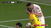 只剩远射了？吉鲁遭贴身防守转身劲射 门将扑救再次脱手