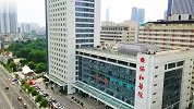 武汉协和医院坠亡护士系独女：孩子不足两岁 母亲多次昏厥