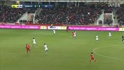 第67分钟第戎球员阿贝德盘带突破