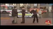 老外整人-警察跳舞