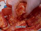 吃一次就爱上的蒜香椒盐排骨，又香又酥脆，做法和烧开水一样简单