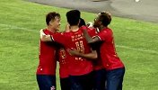 深圳任意球引发禁区混战 普雷西亚多上演大四喜