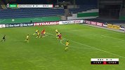 上半场补时第2分钟柏林赫塔球员达里达射门 - 打偏