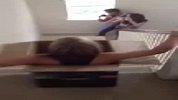 搞笑-20120326-美女玩的悲剧鸟