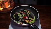 豆角和什么一起炒好吃