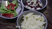 青椒土豆片万万不可直接下锅炒，记得多做这一步，清爽可口不油腻