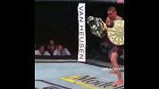 这特效杠杠的！神奇的旋风无影脚VS飞踢的天马流星拳