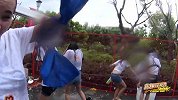 综合-15年-奇趣狂欢节水弹狂飙全场湿身派对-新闻