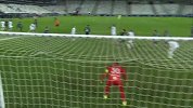 下半场补时第3分钟波尔多球员德普雷维尔射门 - 打偏