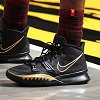 【鞋圈儿】黑金元素回归 欧文上脚Kyrie 7“BHM”