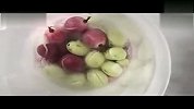 趣味实验：葡萄放在液氮里会怎样