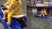 广西2外卖员骑摩托艇送外卖走红 网友：太拉风！