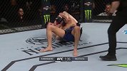 桑德哈根首回合手臂十字固降服获胜 UFC三战全部终结获胜