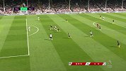 闪击！富勒姆后场灾难性传球失误 B席内切贴地斩拔头筹