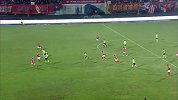 达尼亚尔捅射破门得分 新疆雪豹纳欢1-0领先四川FC