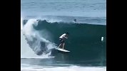这样的花式冲浪你见过吗？真的很刺激