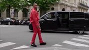 大秀完美胸肌！NBA时尚教主威少的巴黎之旅