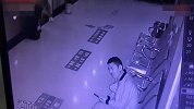 【江苏】46岁女子肚子疼看急诊 竟在医院厕所生下男婴
