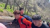 爬泰山是真的累！唯一徒步登山的孙准浩累到喘粗气